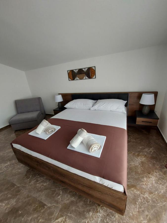 Apartmani Delac 沃迪切 外观 照片