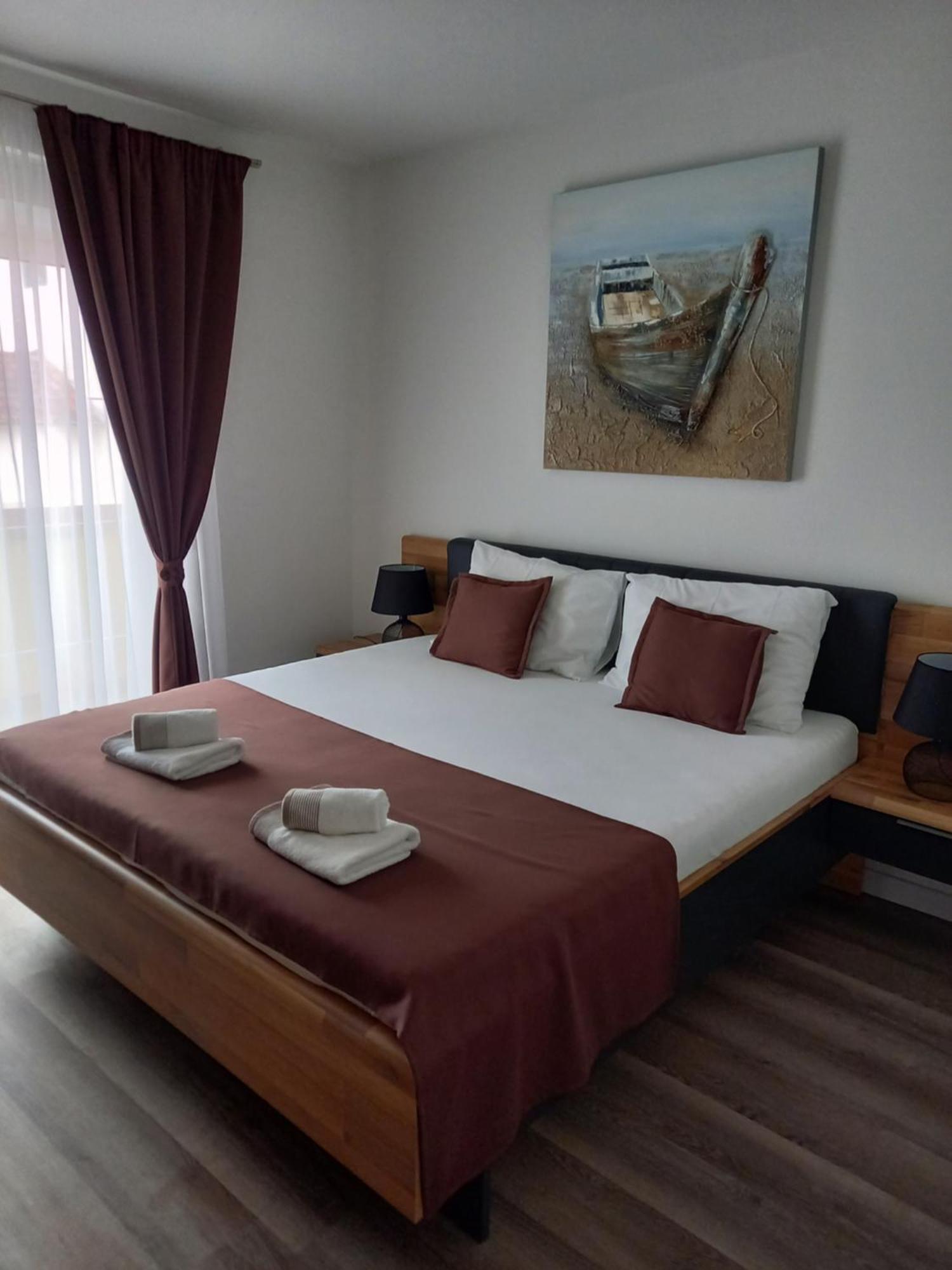 Apartmani Delac 沃迪切 外观 照片